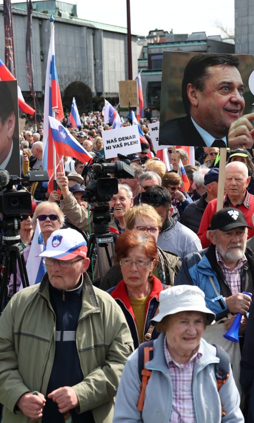 protest dz korupcija sds