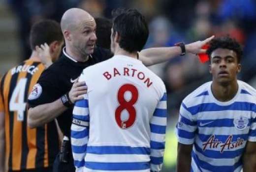 barton rdeči karton