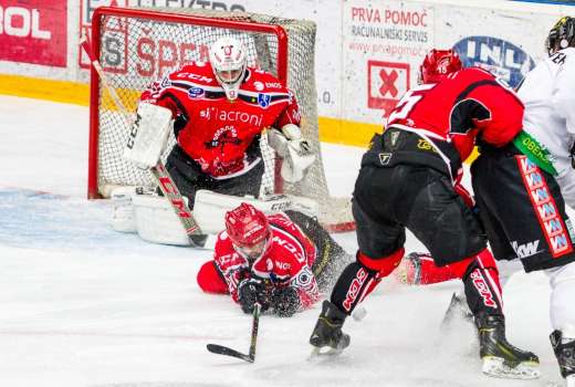 jesenice lusteanu hokej