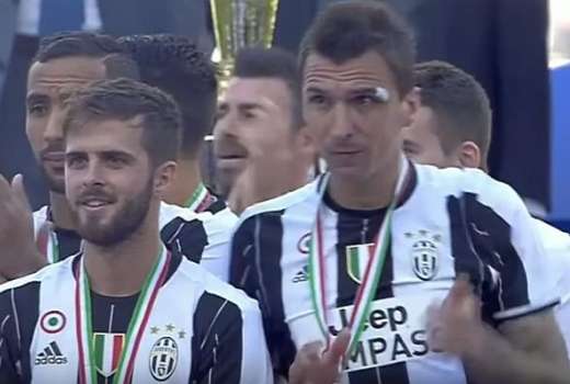 pjanic mandzukic