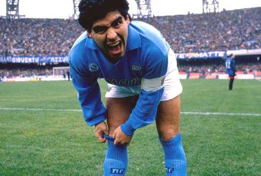 54-maradona 2