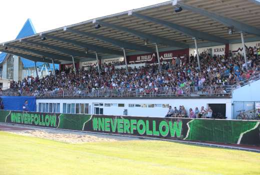 kranj tribuna dw