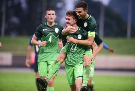 slovenija francija u19