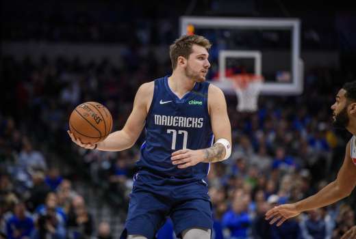 luka doncic dallas 3 re