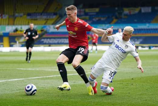 mctominay alioski united leeds re