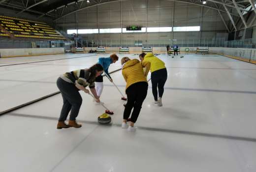 curling1