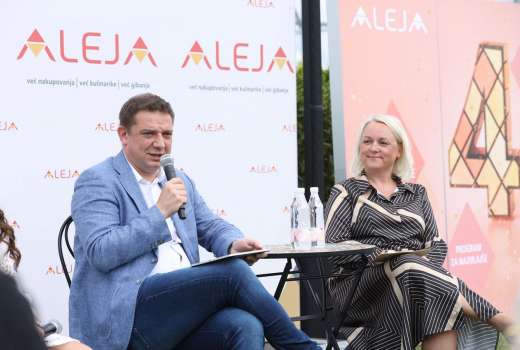 Toni Pugelj, direktor ALEJE in Klavdija Miklavžin, vodja marketinga v ALEJI