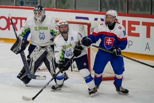 hokej reprezentanca slovenija ženske 24