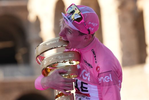 tadej pogačar giro