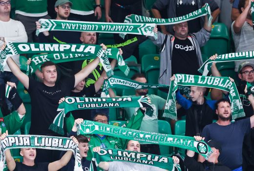 hokej olimpija navijaci 24 af.jpg