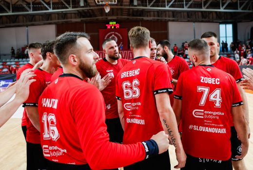 796-22-slovan2