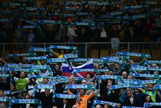 kjer bodo na tribunah vladali enotnost ponos in nepozabna energija