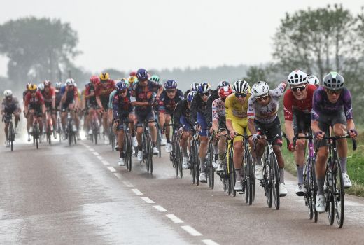 tadej pogačar peloton