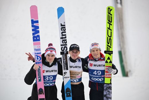 Marius Lindvik, Domen Prevc, Jan Hörl
