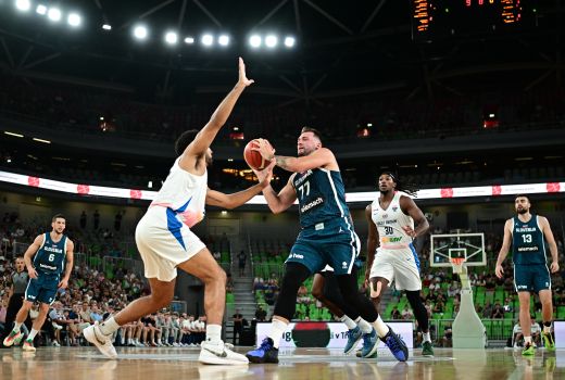 luka doncic slovenija velika britanija mm