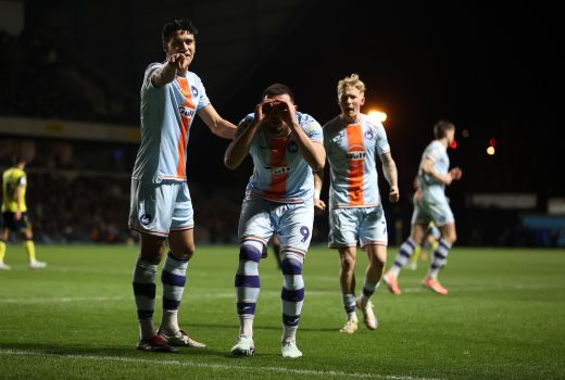 zan vipotnik swansea pm