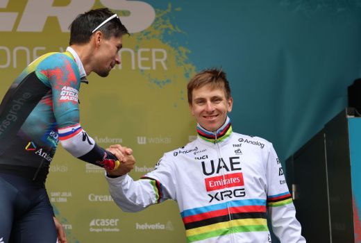 primoz roglic tadej pogacar