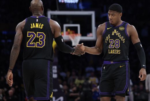 lebron james rui hachimura