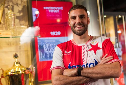 sturm slavia.jpg