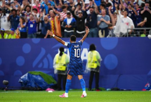 kylian mbappe pm.jpg