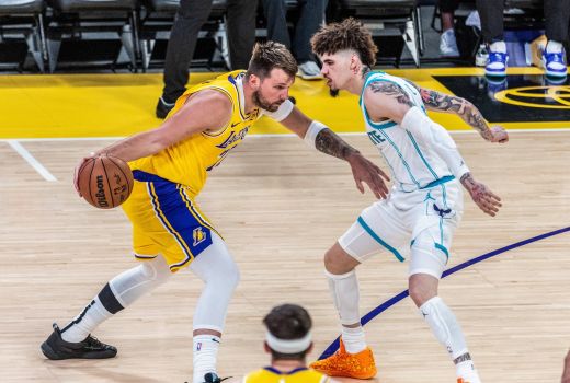 LaMelo Ball luka doncic.jpg