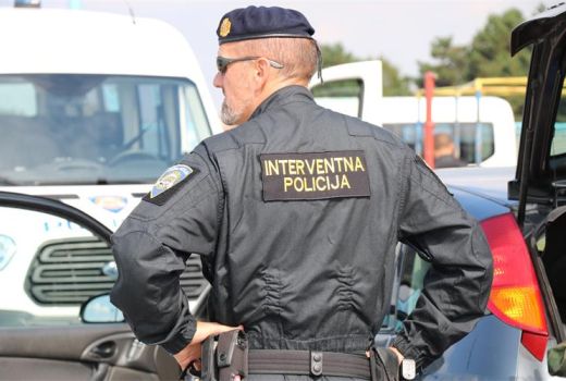 policija hrvaska.jpg