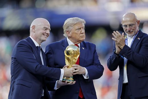 trump infantino.jpg