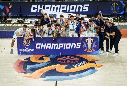 slovenija u18.jpg