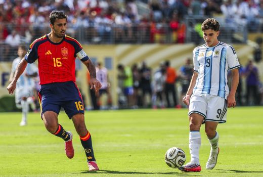 Rodri in Julian Alvarez