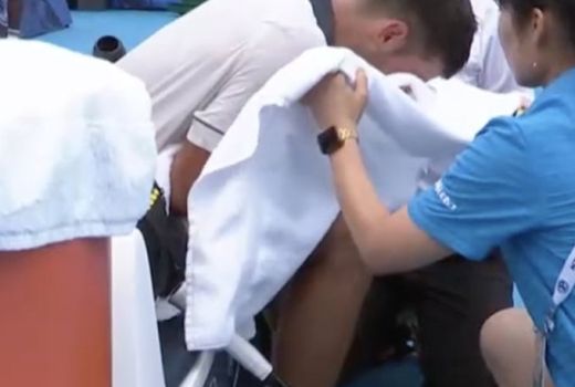 djokovic bruhanje.jpg