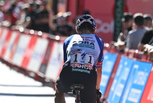 primoz roglic vuelta pm.jpg