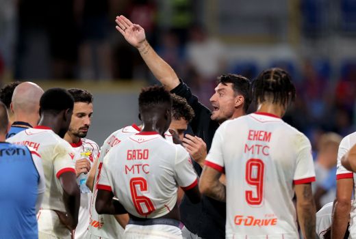 albert riera crvena zvezda viktoria plzen.jpg