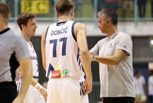 igor kokoškov luka dončić.JPG