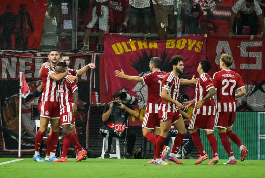 66 olympiacos.jpg