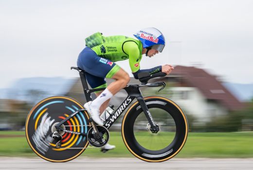 primoz roglic kronometer slovenija pm.jpg