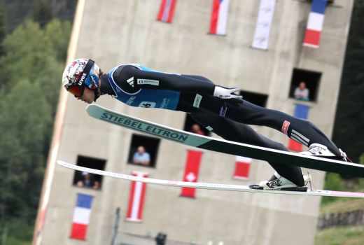 Marius Lindvik.jpg