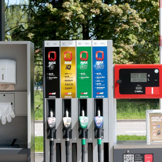 bencinska črpalka, petrol
