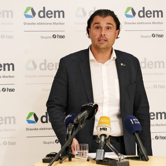 1761309315-0807seme1-3-1761309298138