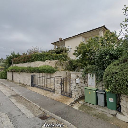 nepremicnine, google