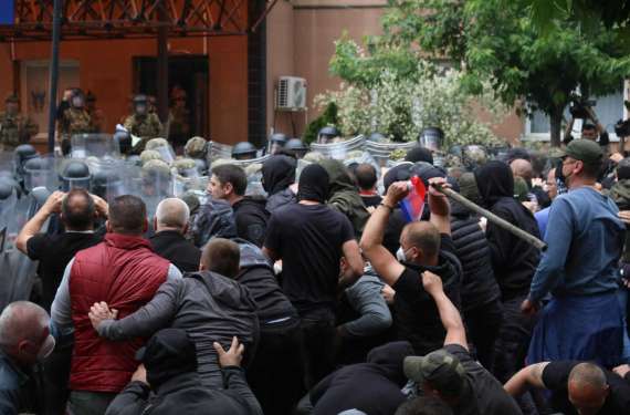 protest, srbi na kosovu, zvečan