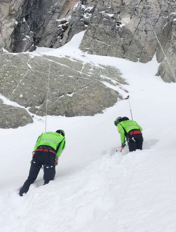 dolomiti, iskalna-akcija, italijanski-gorski-resevalci