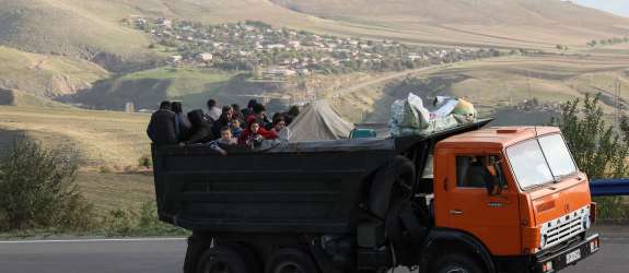 Republika Gorski Karabah bo prenehala obstajati; eksodus Armencev se nadaljuje
