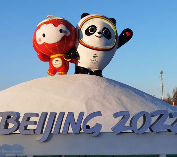 Kitajska svari ZDApred vmešavanjem v olimpijske igre v Pekingu