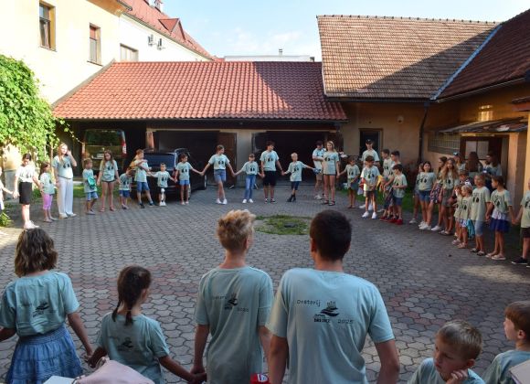 Občina Brežice sofinancira počitniške aktivnosti za 850 otrok in mladih