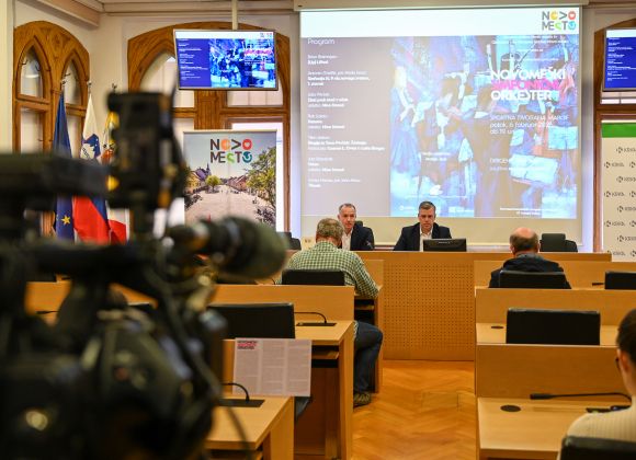 Novo mesto z bogatim programom obeležuje slovenski kulturni praznik
