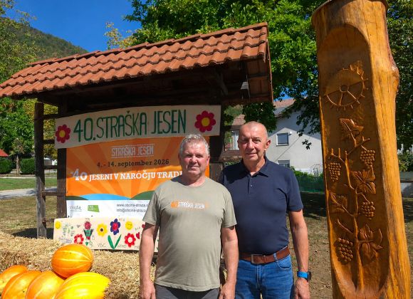 Straška jesen praznuje 40 let: » 40 jeseni v naročju tradicije «