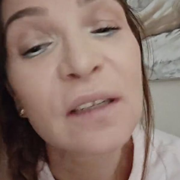 "A ste normalni? Kako bi morala izgledati?"