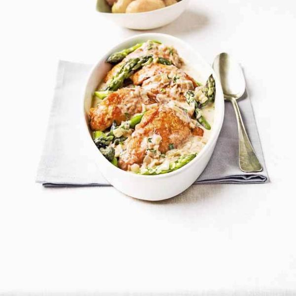 Flambiran piščanec s šparglji