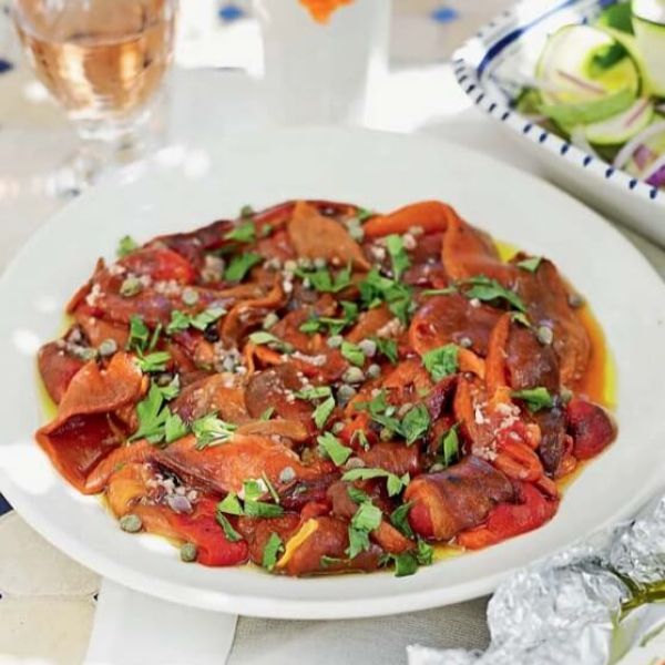 na-zaru-pecena-paprika-s-kaprami-in-petersiljem_558x620_acf_cropped