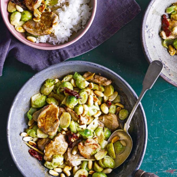 svinjina-z-brsticnim-ohrovtom-in-arasidi